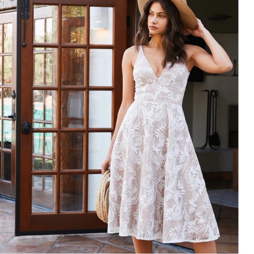 Dress the population Elisa White Bridal Dress Size Large